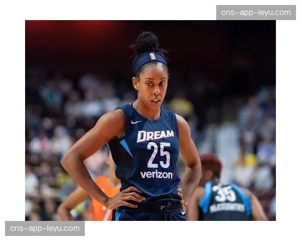 Monique Billings签约印第安纳狂热队，增强前场深度